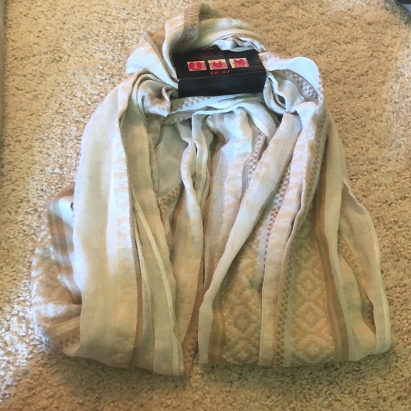 3 Infinity Scarves - Picture 3 of 5